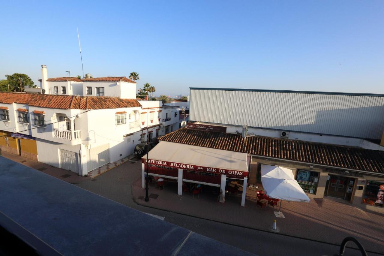 H.Palmones Hostel Exterior foto